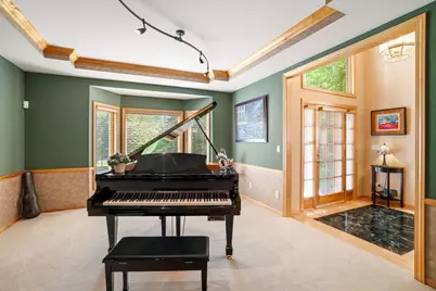 W305N2373 Maple Avenue, Pewaukee, WI 53072 - Photo 16