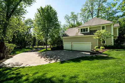 W305N2373 Maple Avenue, Pewaukee, WI 53072 - Photo 4