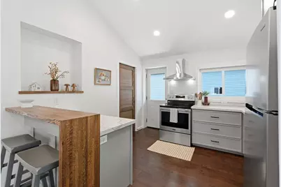 4724 Maher Avenue, Madison, WI 53716 - Photo 10