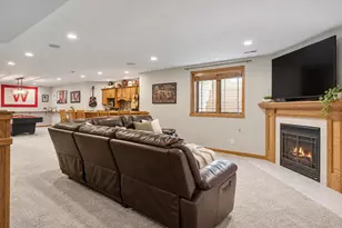 5960 Oak Hollow Dr, Mcfarland, WI 53558 - Photo 16