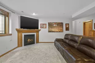 5960 Oak Hollow Dr, Mcfarland, WI 53558 - Photo 48