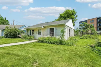 113 Craig Avenue, Madison, WI 53705 - Photo 2
