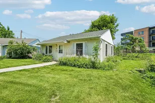 113 Craig Ave, Madison, WI 53705 - Photo 2