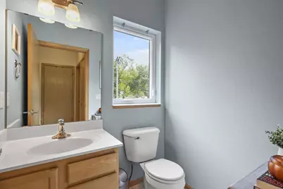 1906 Northwestern Avenue, Madison, WI 53704 - Photo 16