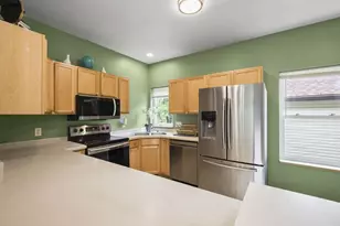 1906 Northwestern Ave, Madison, WI 53704 - Photo 10