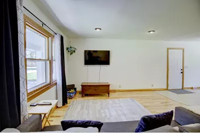 242 Sunset Road, Columbus, WI 53925 - Photo 12