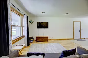 242 Sunset Rd, Columbus, WI 53925 - Photo 12
