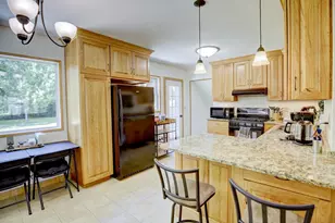 242 Sunset Rd, Columbus, WI 53925 - Photo 16