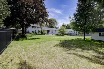 242 Sunset Road, Columbus, WI 53925 - Photo 4