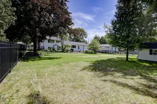 242 Sunset Rd, Columbus, WI 53925 - Photo 4