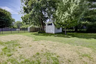 242 Sunset Rd, Columbus, WI 53925 - Photo 6