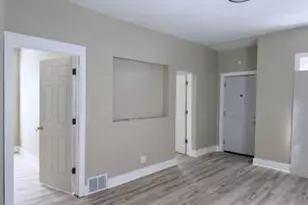 2611 N 33rd St, Milwaukee, WI 53210 - Photo 2