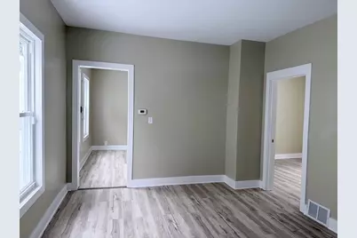 2611 N 33rd Street, Milwaukee, WI 53210 - Photo 2