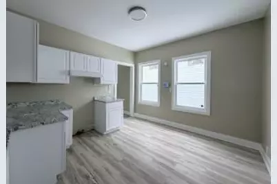 2611 N 33rd Street, Milwaukee, WI 53210 - Photo 4
