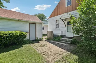 1329 N Sherman Ave, Madison, WI 53704 - Photo 28