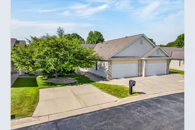 706 Creek Edge Drive #5, DeForest, WI 53532 - Photo 2