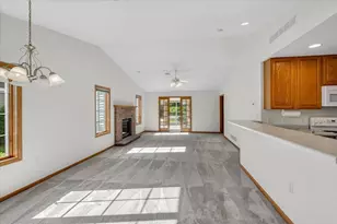 706 Creek Edge Dr, DeForest, WI 53532 - Photo 6