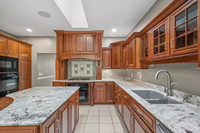 1130 Black Oak Trail, Deerfield, WI 53531 - Photo 4