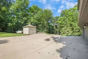 1130 Black Oak Trail, Deerfield, WI 53531 - Photo 48