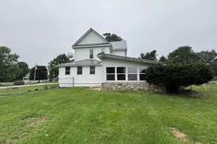 210 Commerce St, Rewey, WI 53580 - Photo 6