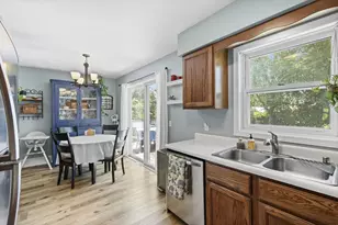 621 7 Nations Dr, Madison, WI 53713 - Photo 14