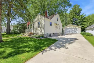 473 Walker Ave, Green Lake, WI 54941 - Photo 1