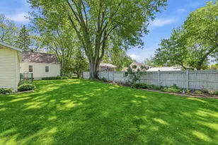 473 Walker Ave, Green Lake, WI 54941 - Photo 6