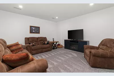 6781 Village Walk Lane, DeForest, WI 53532 - Photo 32