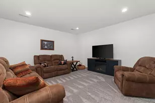 6781 Village Walk Ln, DeForest, WI 53532 - Photo 32