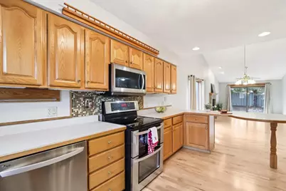 14 Village Homes Drive, Waunakee, WI 53597 - Photo 12