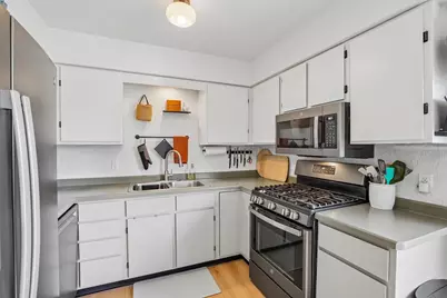 2710 Golden Gate Way, Madison, WI 53713 - Photo 4