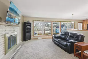 2229 Westbrook Ln, Madison, WI 53711 - Photo 6