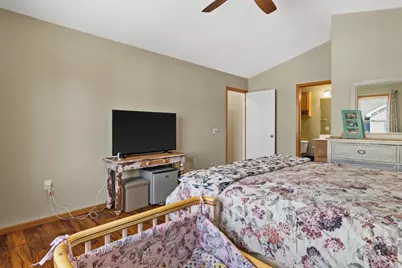 3236 Stonecreek Drive, Madison, WI 53719 - Photo 12