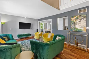 3236 Stonecreek Dr, Madison, WI 53719 - Photo 4