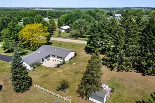 N9692 Wildflower Ln, Berlin, WI 54923 - Photo 56