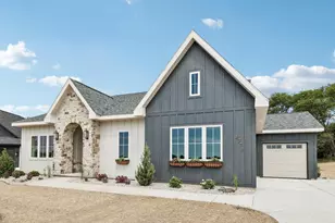 W8778 Blue Violet Ct, Cambridge, WI 53523 - Photo 44