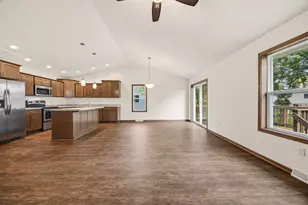 390 Meadow Ln, Columbus, WI 53925 - Photo 10