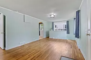 4711 Camden Rd, Madison, WI 53716 - Photo 14