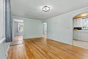 4711 Camden Rd, Madison, WI 53716 - Photo 4