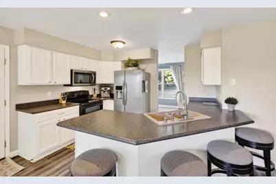 1109 W Milwaukee Street, Stoughton, WI 53589 - Photo 8