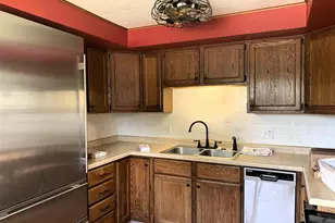 744 Farnham St, Columbus, WI 53925 - Photo 12