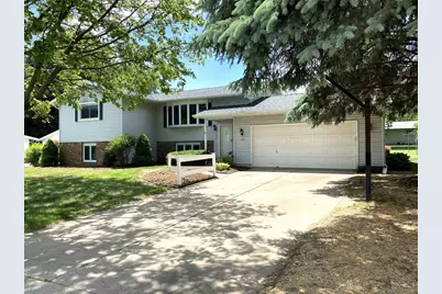 210 Avalon Road, Columbus, WI 53925 - Photo 4