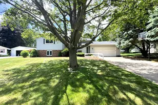 210 Avalon Rd, Columbus, WI 53925 - Photo 2