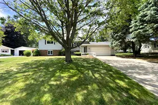 210 Avalon Rd, Columbus, WI 53925 - Photo 16