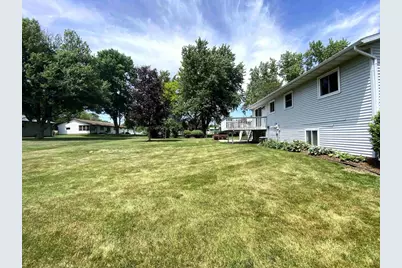 210 Avalon Road, Columbus, WI 53925 - Photo 8
