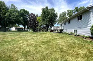 210 Avalon Rd, Columbus, WI 53925 - Photo 8
