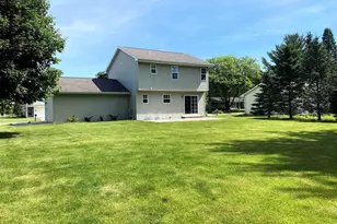 355 Sturges St, Columbus, WI 53925 - Photo 6
