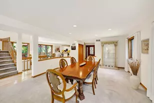 1 White Oaks Ln, Madison, WI 53711 - Photo 14