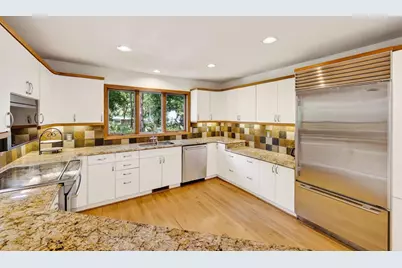 1 White Oaks Lane, Madison, WI 53711 - Photo 18