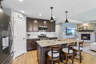 306 Markham Rd, Eagle, WI 53119 - Photo 8